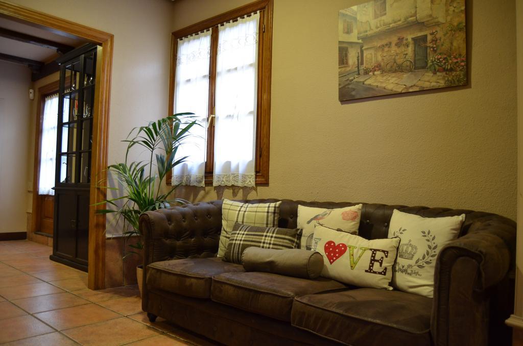 Hostal Ameztia Doneztebe Exterior foto