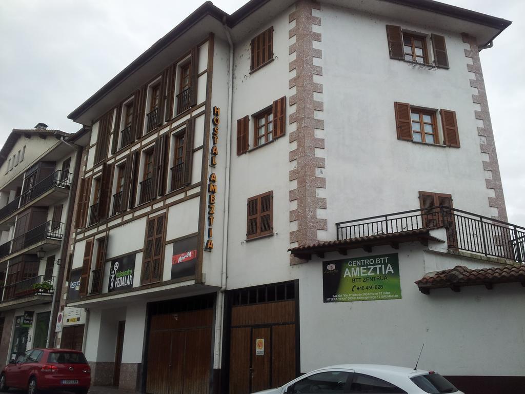 Hostal Ameztia Doneztebe Exterior foto