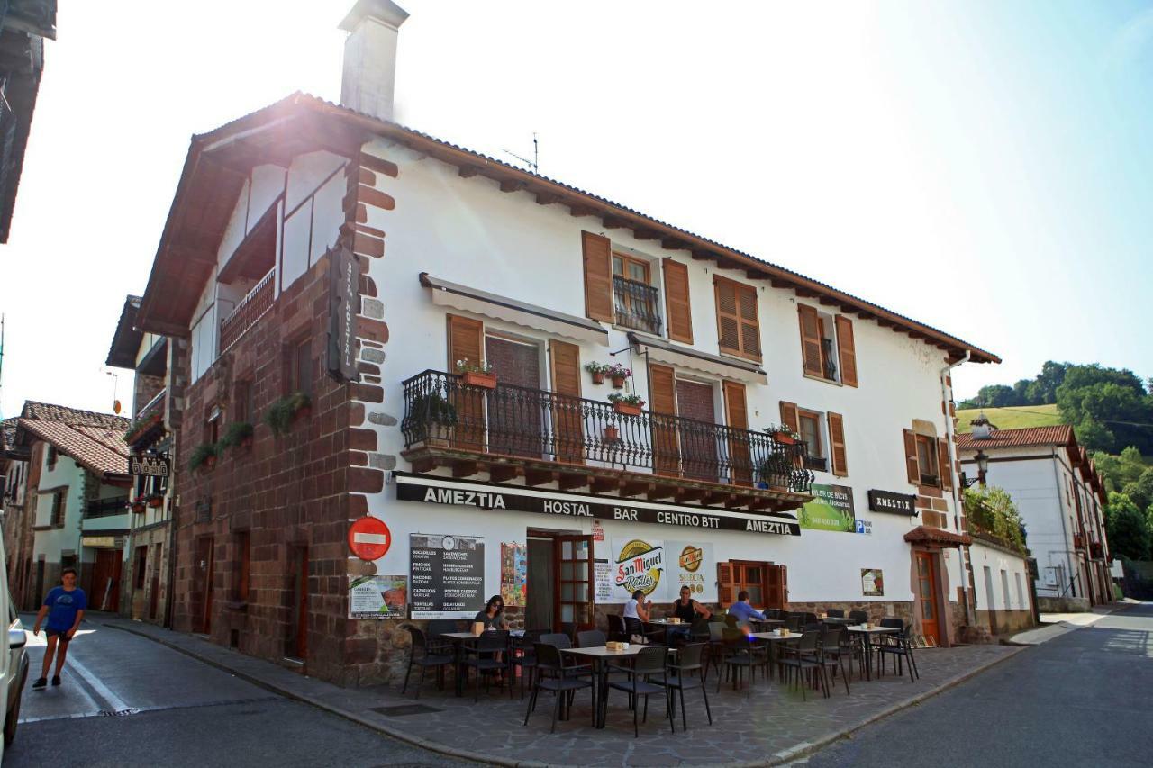 Hostal Ameztia Doneztebe Exterior foto